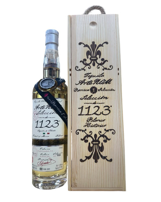 Artenom Seleccion de 1123 Lote #790 Single Barrel El Cerrito Liquor Store Pick Blanco Tequila 750ml